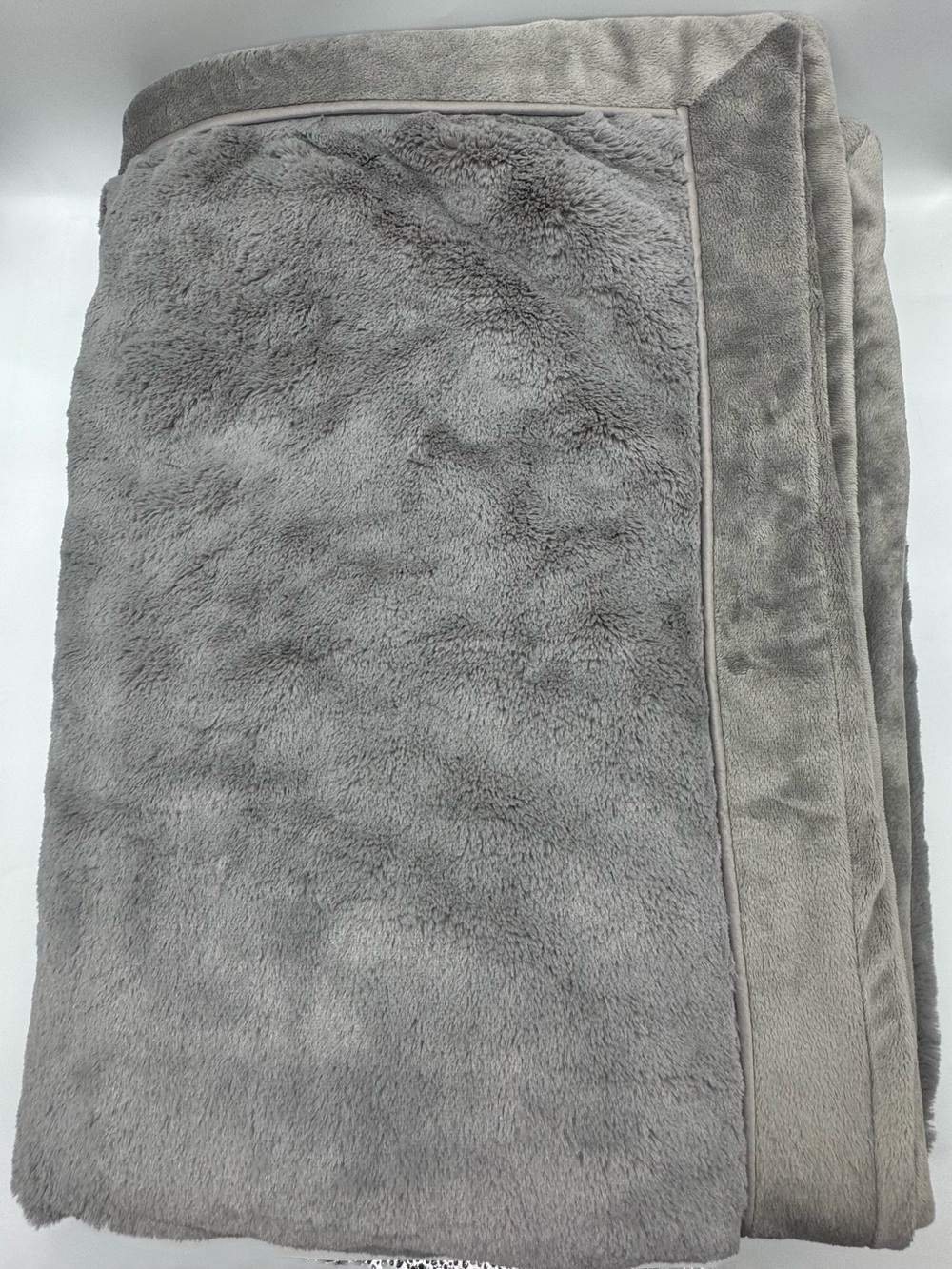 NWT Restoration Hardware RH Ultimate Plush Throw Blanket Fog/Gray